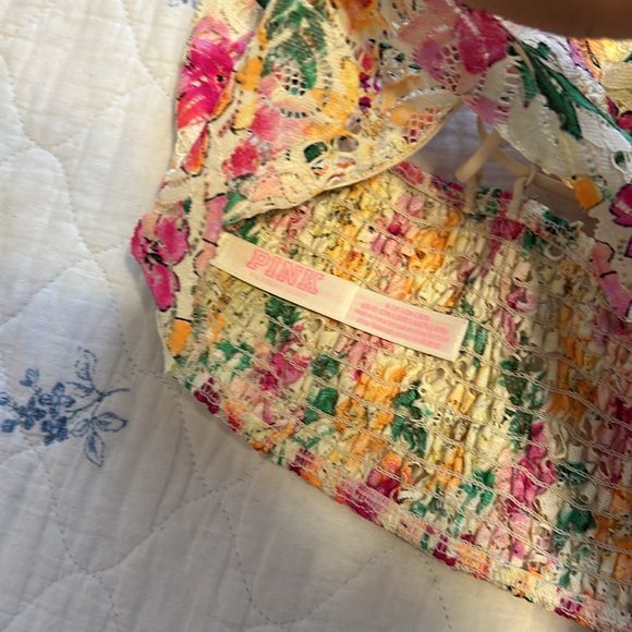 VS Pink Lace Watercolor Bralette - Picture 3 of 5